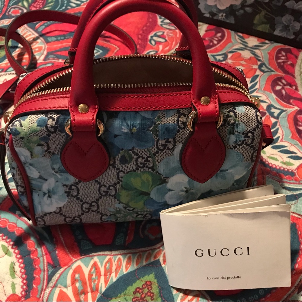 Gucci bloom purse